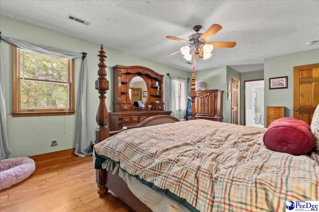 543 White Oak Circle Photo 44