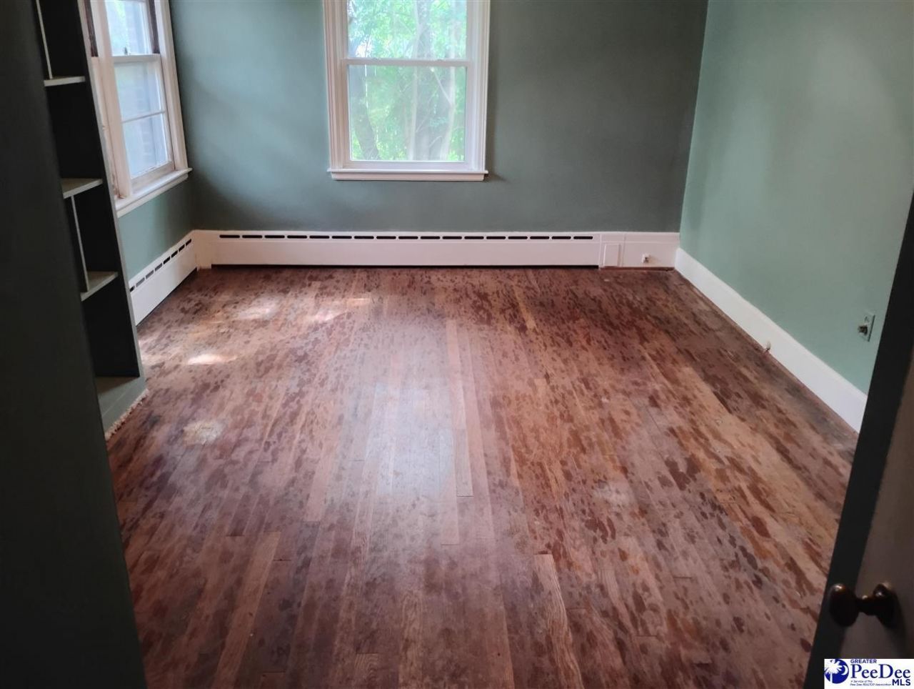 407 Market St. Photo 17