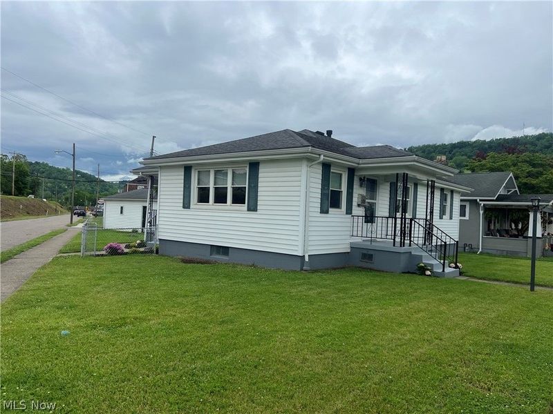 100 W 44th Street, Shadyside, OH 43947 Photo 24