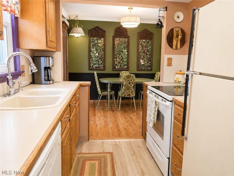 11737 Meadowbrook Drive, Parma Heights, OH 44130 Photo 13