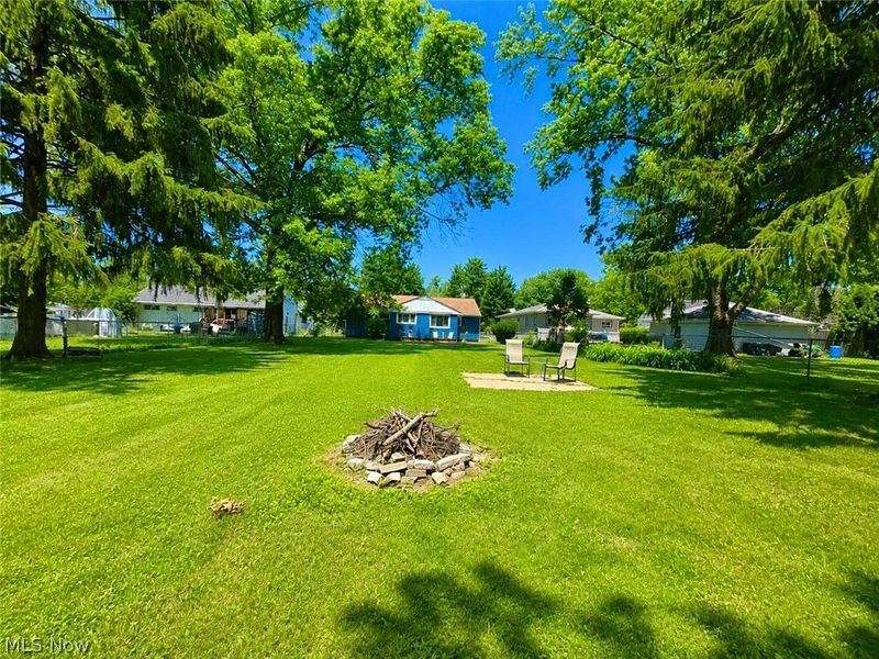 11737 Meadowbrook Drive, Parma Heights, OH 44130 Photo 3