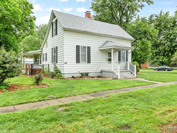426 N Nebraska Street, Marine, IL 62061