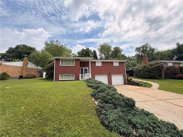 2800 College Park , Allison Park, PA 15101