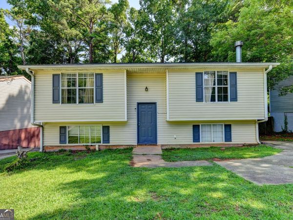 4286 Village Square Lane, Stone Mountain, GA 30083