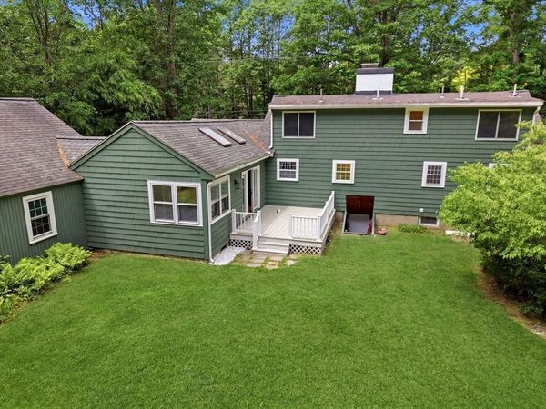 358 East St, Carlisle, MA 01741