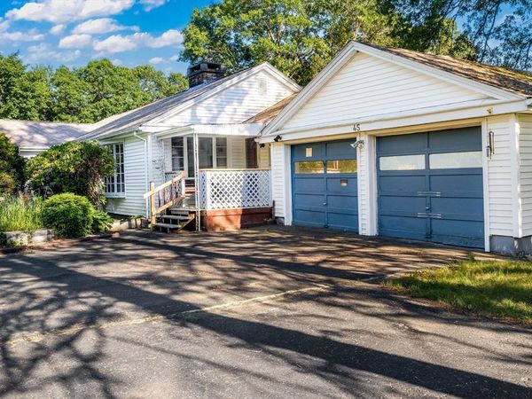 45 Indian Hill Rd, Worcester, MA 01606