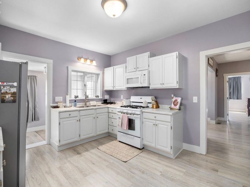 421 Kilbourne Street, Bellevue, OH 44811 Photo 18