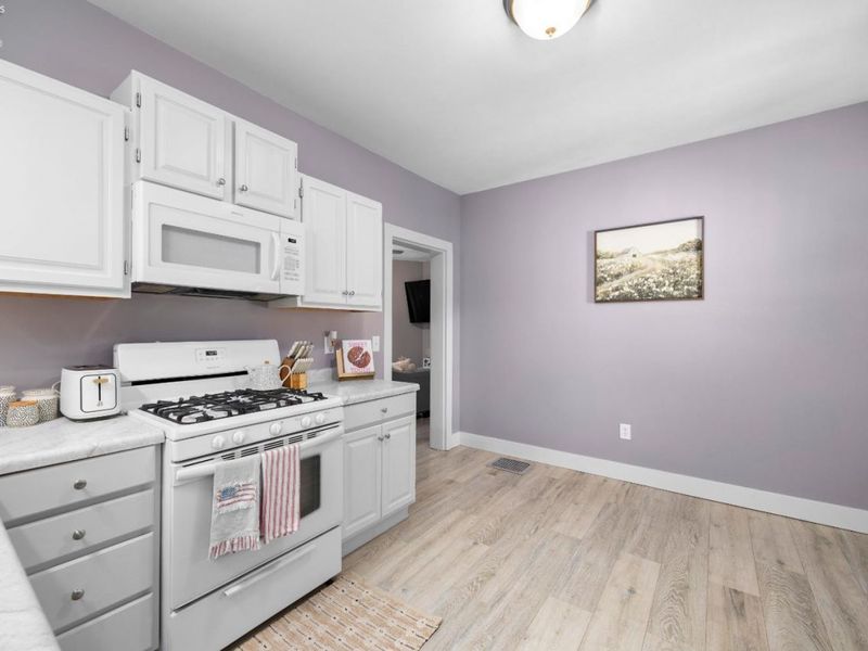 421 Kilbourne Street, Bellevue, OH 44811 Photo 19