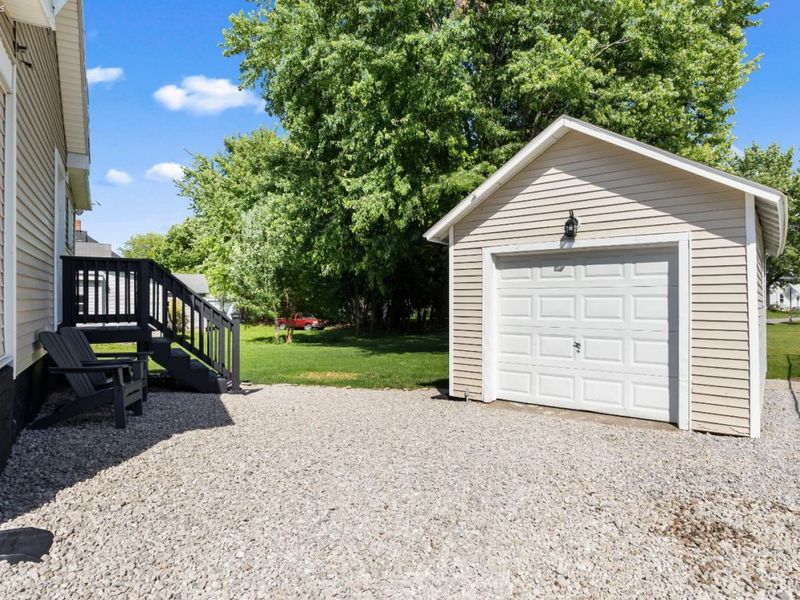 421 Kilbourne Street, Bellevue, OH 44811 Photo 38