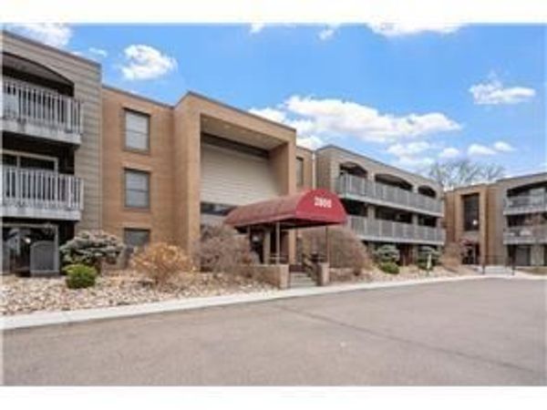 2800 Hamline Avenue N, Unit 248, Roseville, MN 55113