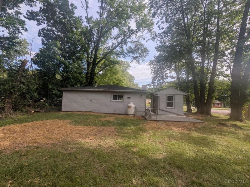 1744 Lindale Mount Holly Road, Amelia, OH 45102 Photo 4
