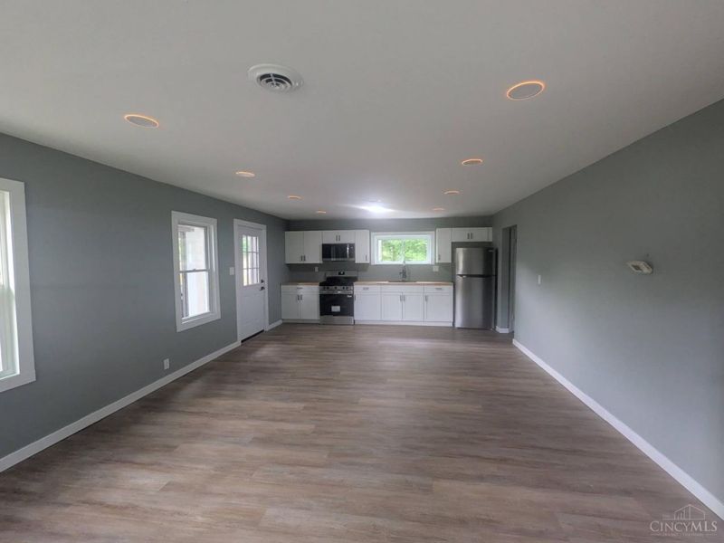 1744 Lindale Mount Holly Road, Amelia, OH 45102 Photo 5