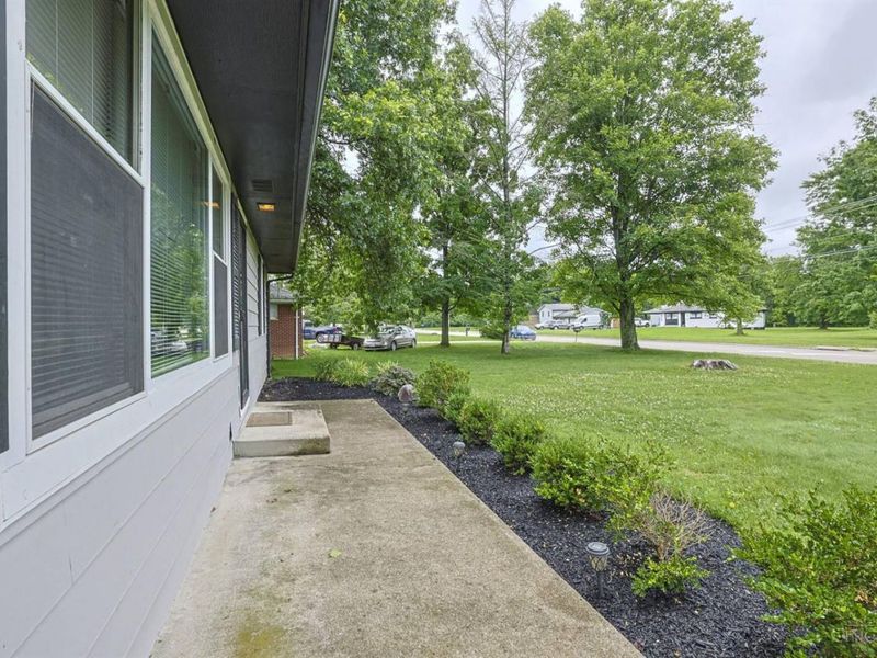 105 N Lebanon Road, Loveland, OH 45140 Photo 3