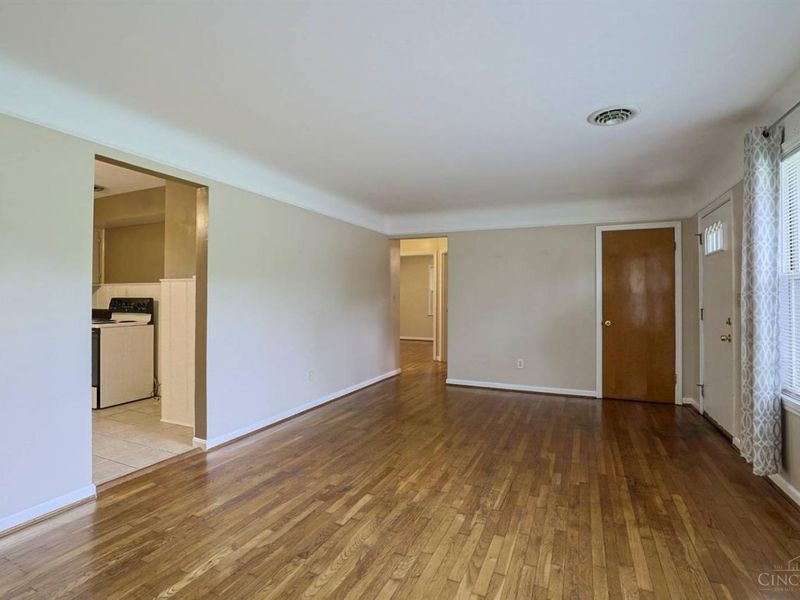 105 N Lebanon Road, Loveland, OH 45140 Photo 6