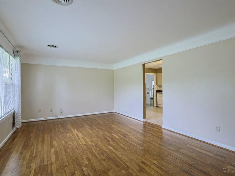 105 N Lebanon Road, Loveland, OH 45140 Photo 7