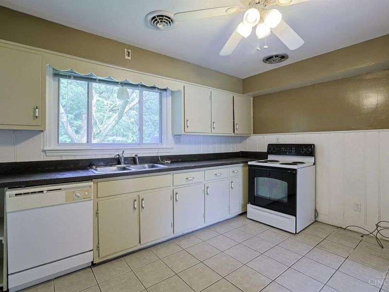 105 N Lebanon Road, Loveland, OH 45140 Photo 9