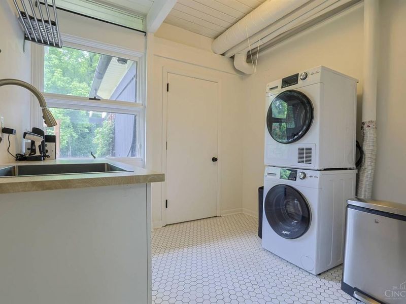 1215 Hollywood Avenue, Cincinnati, OH 45224 Photo 35