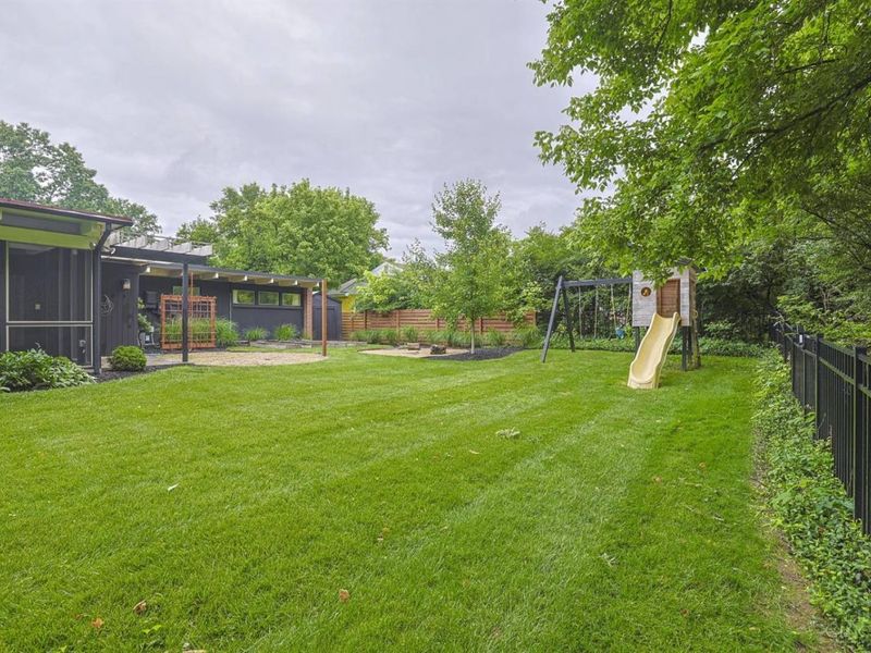 1215 Hollywood Avenue, Cincinnati, OH 45224 Photo 53