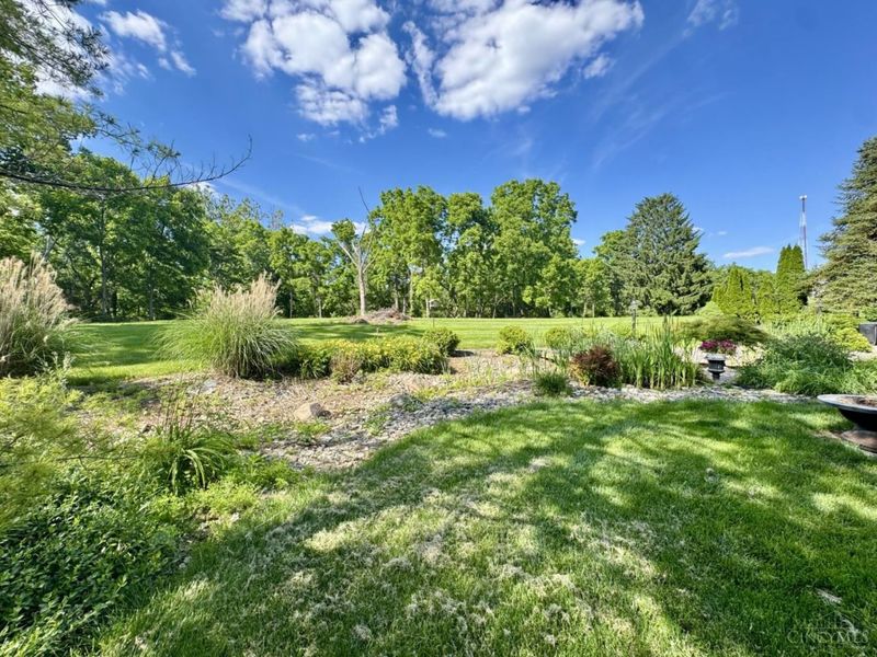 5596 Greentree Road, Turtle Creek Twp, OH 45036 Photo 2