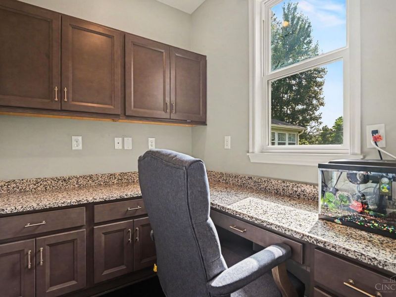 199 W Decatur Lane, Loveland, OH 45140 Photo 8