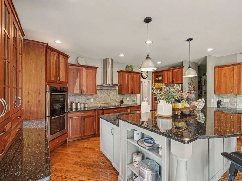 1707 Laurel Glen Court, Loveland, OH 45140 Photo 12