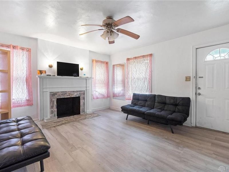 3648 W Siebenthaler Avenue, Dayton, OH 45406 Photo 8