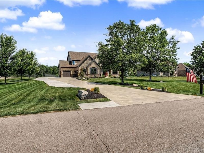 8223 Turning Leaf Crossing, Clearcreek Township, OH 45066 Photo 2