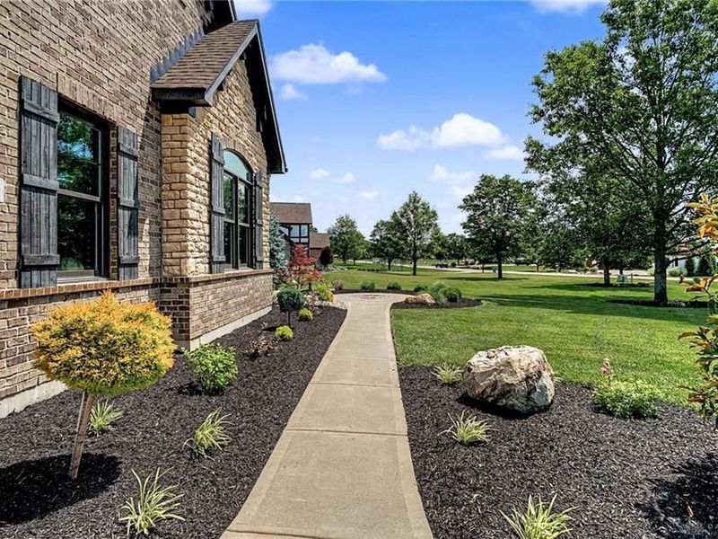 8223 Turning Leaf Crossing, Clearcreek Township, OH 45066 Photo 5