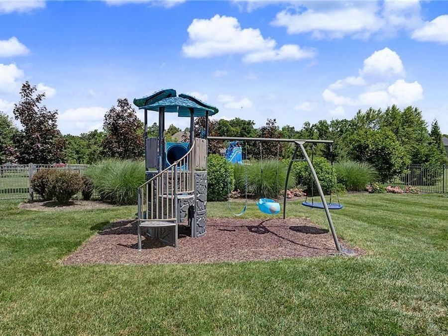 Property Image 100