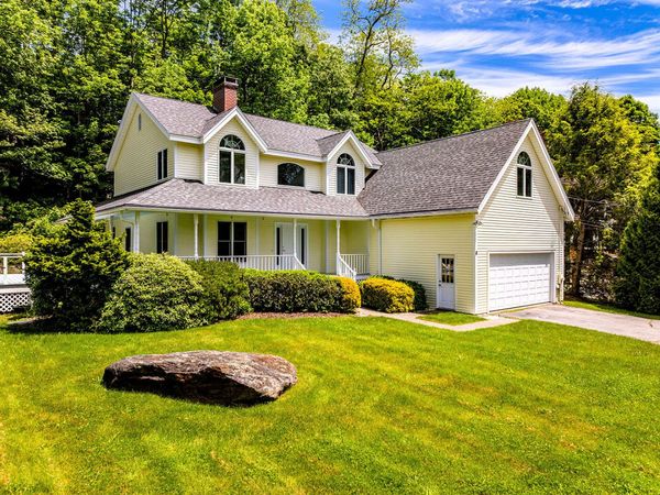 8 N Lewis Avenue , Camden, ME 04843