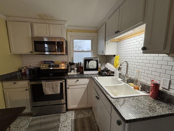 9 Roger Street , Bangor, ME 04401