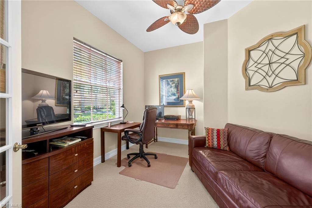 2638 Bolero Dr, Unit 401, Naples, FL 34109 Photo