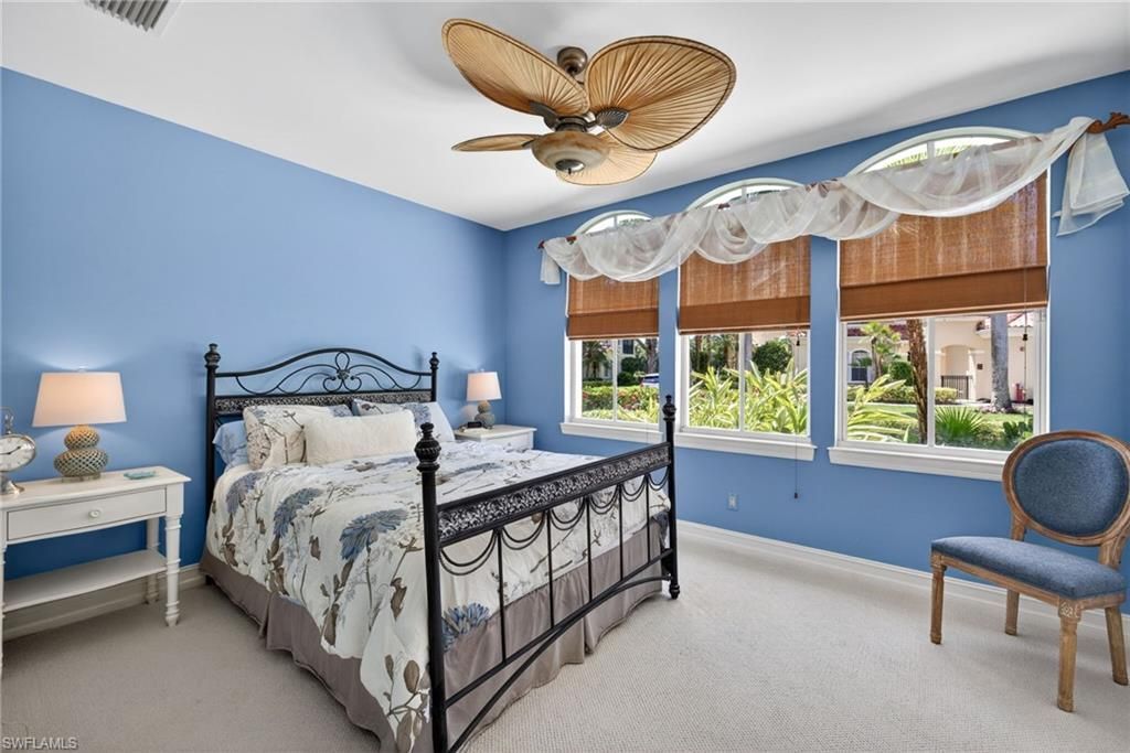 2638 Bolero Dr, Unit 401, Naples, FL 34109 Photo