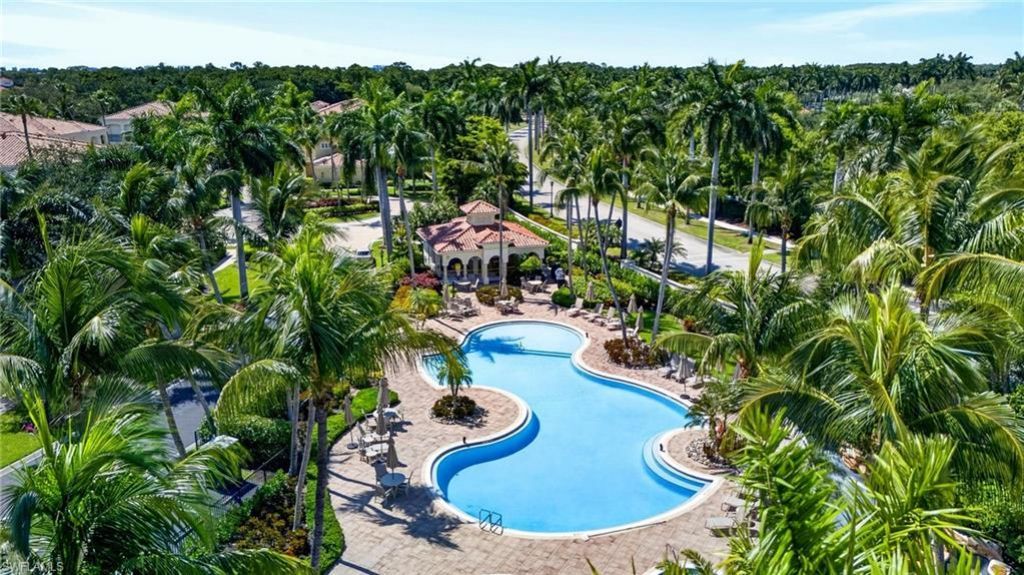 2638 Bolero Dr, Unit 401, Naples, FL 34109 Photo