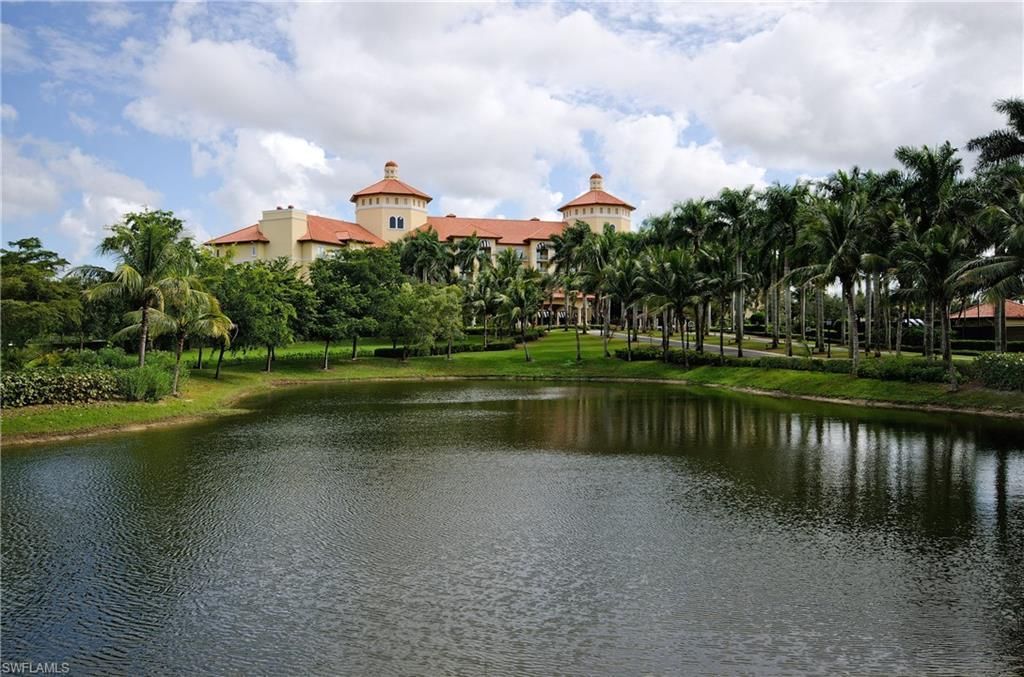 2638 Bolero Dr, Unit 401, Naples, FL 34109 Photo