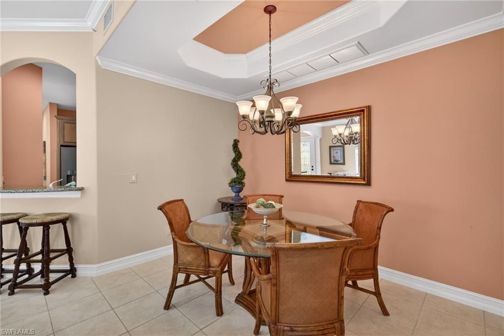 2638 Bolero Dr, Unit 401, Naples, FL 34109 Photo