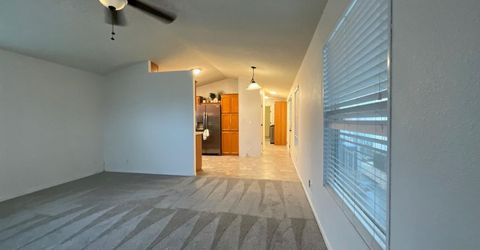 26 Golden Inn Way, Rancho Cordova, CA 95670 Photo