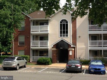 1540 LINCOLN WAY , Unit 201, MCLEAN, VA 22102