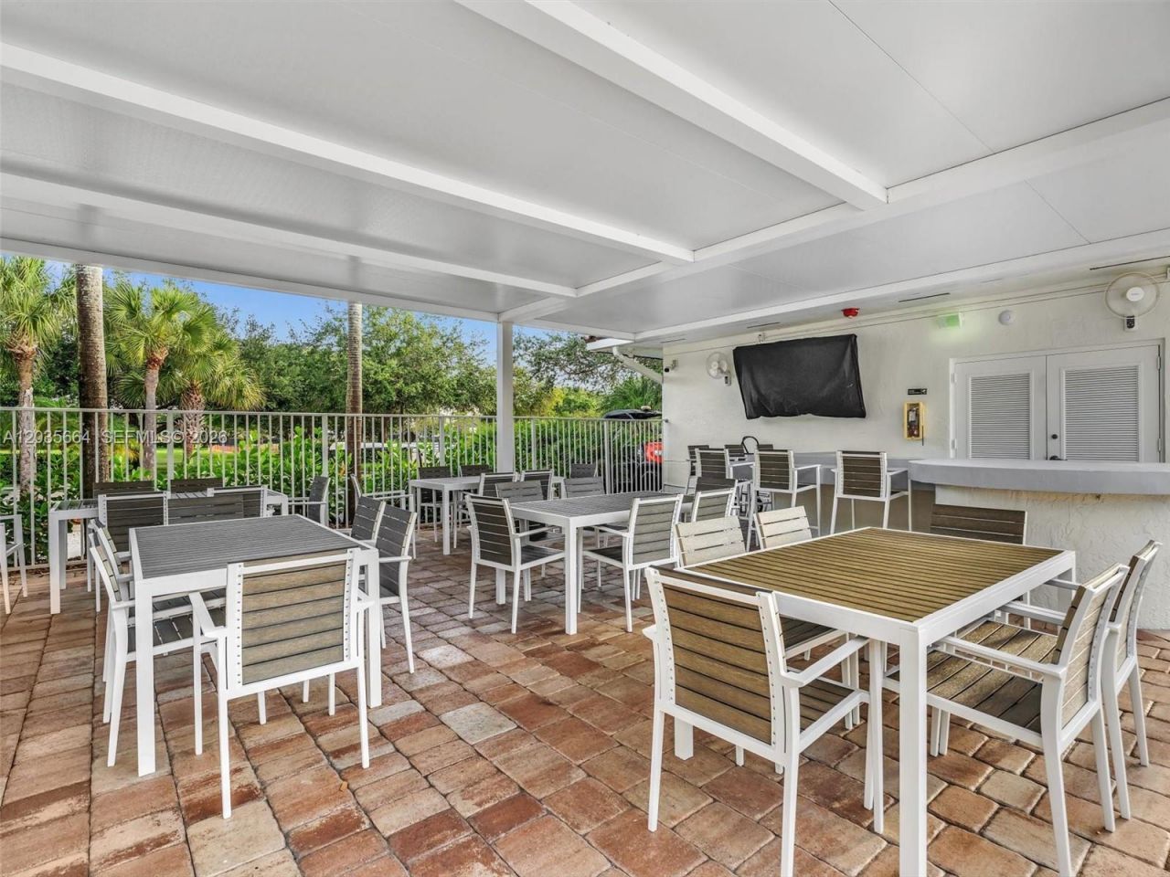 1581 Winterberry Ln, Weston, FL 33327 Photo