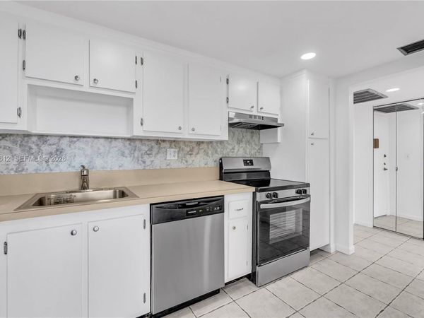 2781 Taft St , Unit 303, Hollywood, FL 33020
