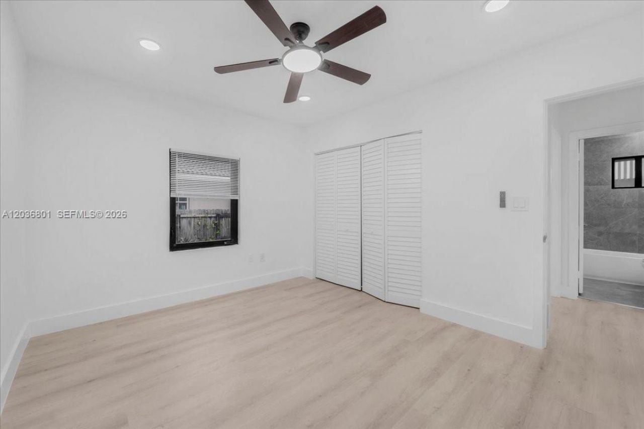 5220 SW 6th St , Miami, FL 33134 Photo