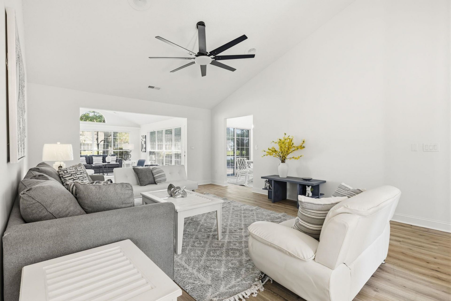 1626 Coventry Rd. Photo 8