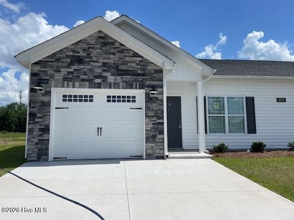 4229 Laurel Ridge Drive , Unit A, Greenville, NC 27834