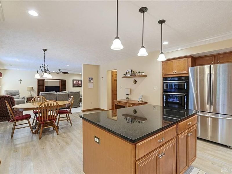 304 Chinkapin Circle, Englewood, OH 45315 Photo 14