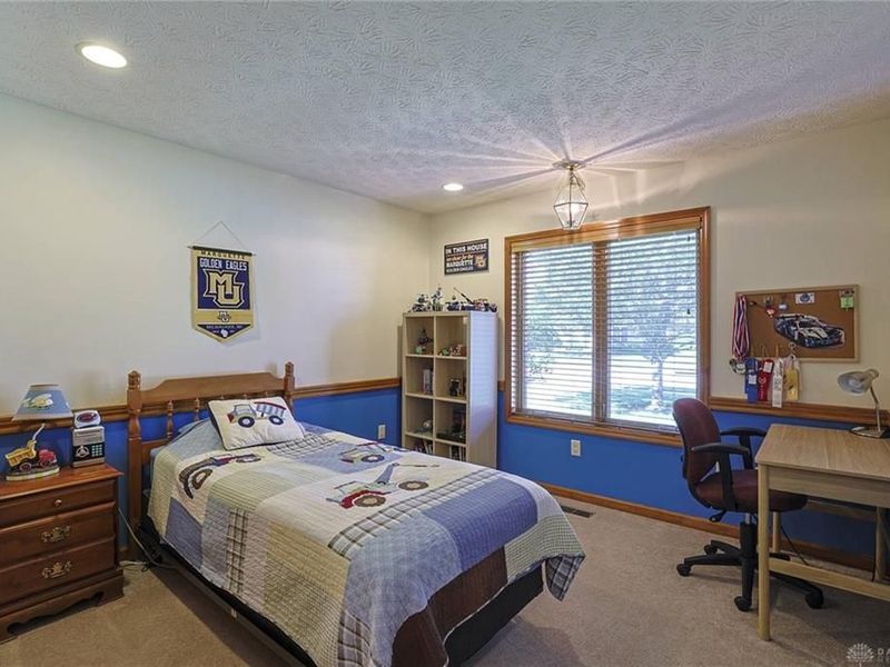 304 Chinkapin Circle, Englewood, OH 45315 Photo 24