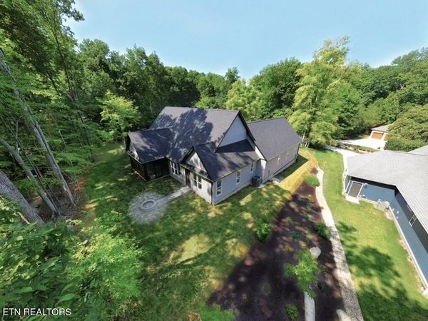 438 Goweli Tr, Vonore, TN 37885