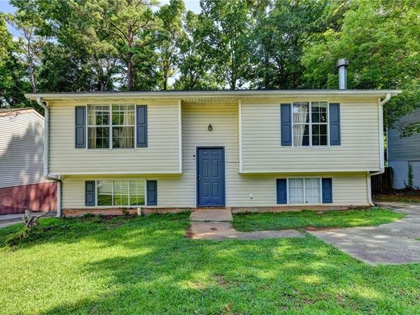 4286 Village Square Lane, Stone Mountain, GA 30083