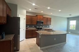 2934 Ellesmere Circle  photo 4