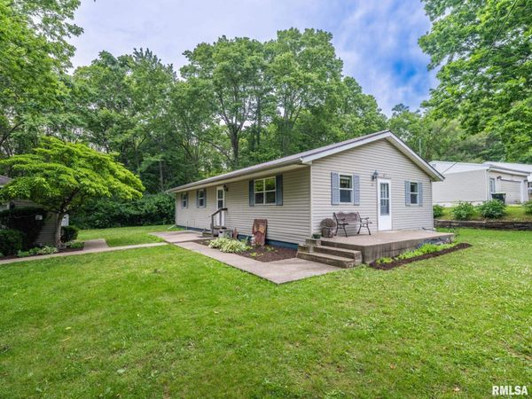 325 LINCOLN Boulevard, North Pekin, IL 61554