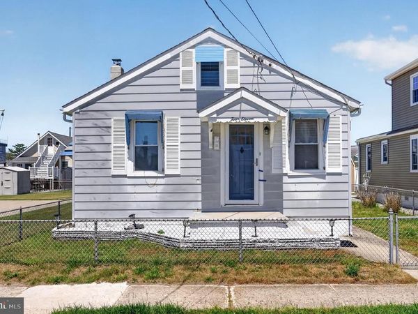 411 W MAGNOLIA AVENUE, WILDWOOD, NJ 08260